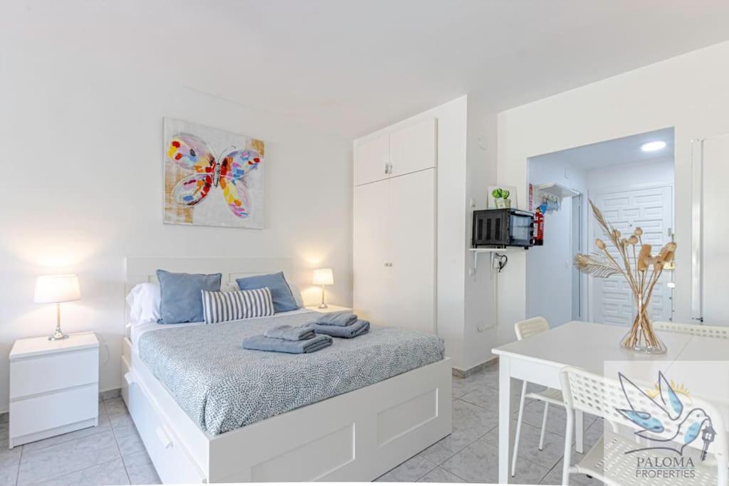 Wonderful Suite In Benal Beach Benalmadena Exterior photo